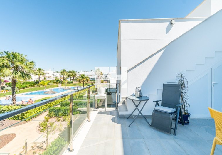 Segunda mano - Apartamento  - Vistabella Golf Entre Naranjos - Inland