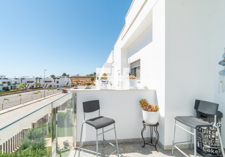 Segunda mano - Apartamento  - Vistabella Golf Entre Naranjos - Inland