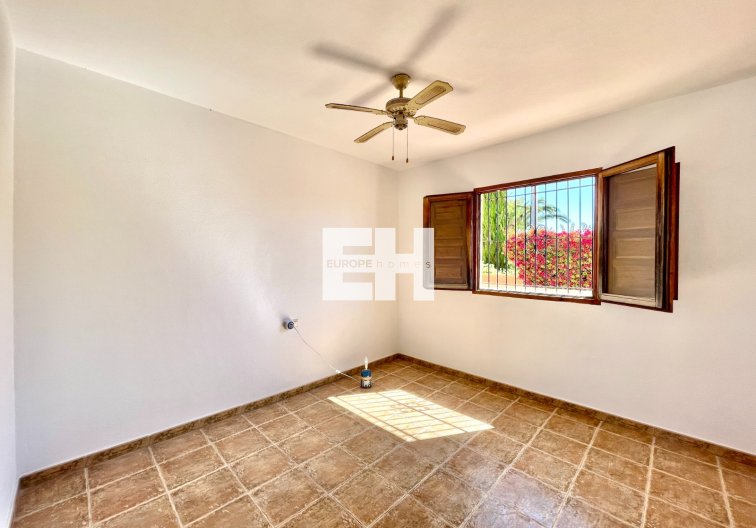 Segunda mano - villa - Catral - Costa Blanca