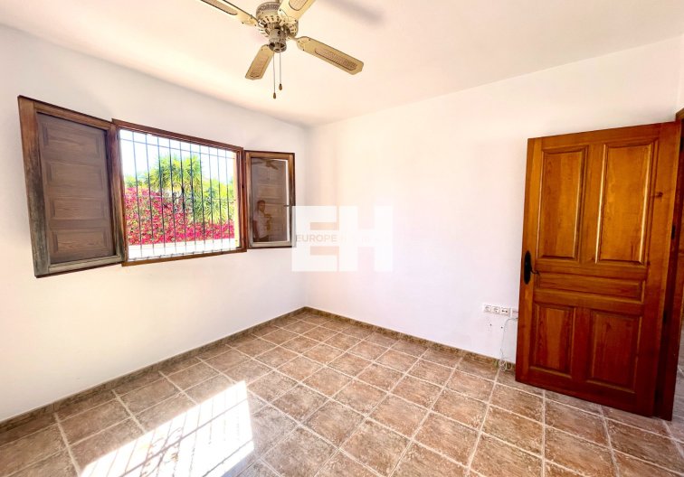 Segunda mano - villa - Catral - Costa Blanca
