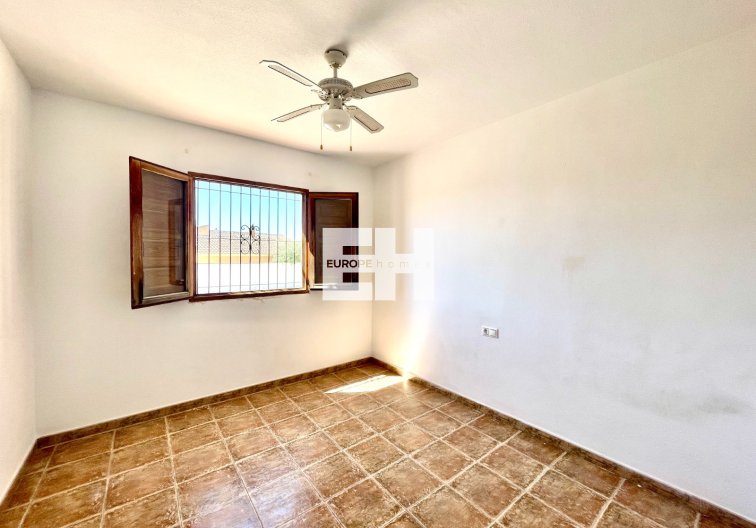Segunda mano - villa - Catral - Costa Blanca