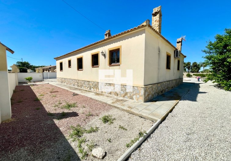 Segunda mano - villa - Catral - Costa Blanca