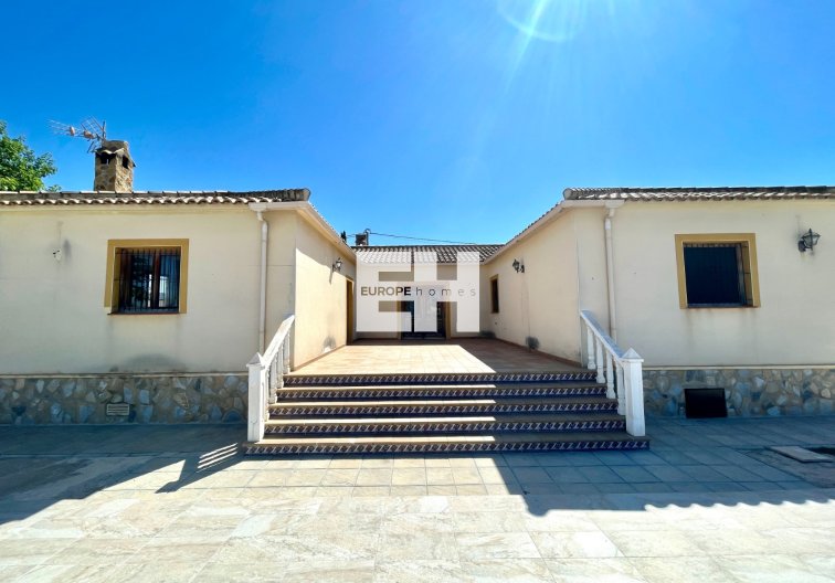 Segunda mano - villa - Catral - Costa Blanca