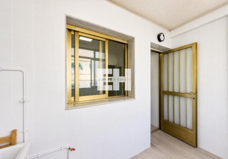 Segunda mano - Apartamento  - Torrevieja - Acequion