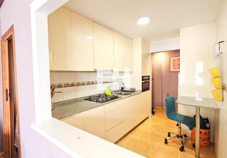 Segunda mano - Apartamento  - Torrevieja - Parque De Las Naciones