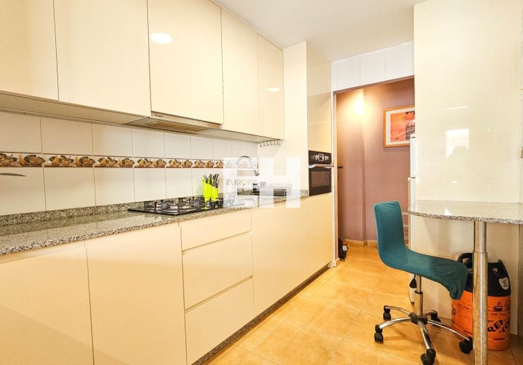 Segunda mano - Apartamento  - Torrevieja - Parque De Las Naciones