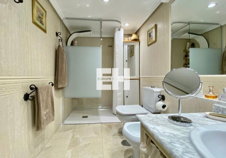 Revente - Appartement - Torrevieja - Torre La Mata