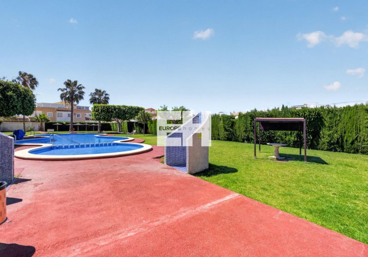 Segunda mano - Apartamento  - Torrevieja - El Limonar