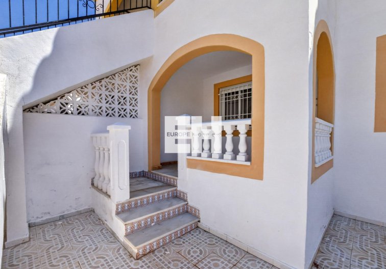 Segunda mano - Apartamento  - Torrevieja - El Limonar
