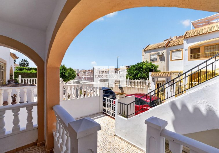 Segunda mano - Apartamento  - Torrevieja - El Limonar
