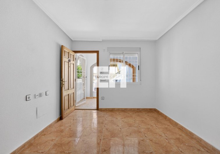Segunda mano - Apartamento  - Torrevieja - El Limonar