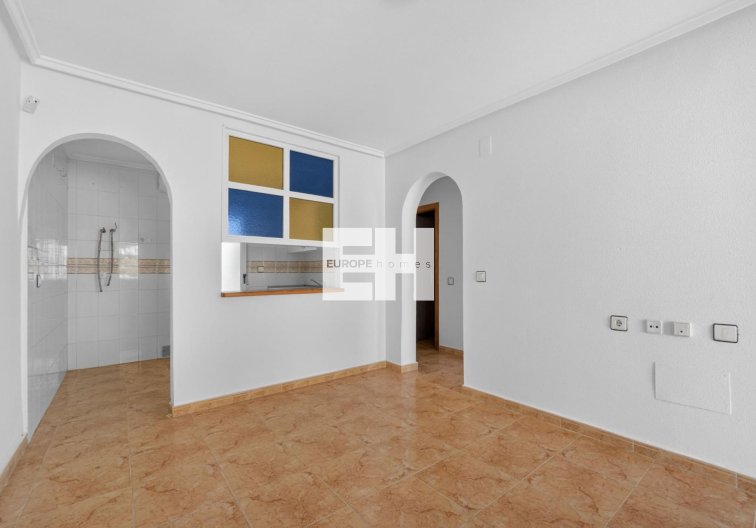 Segunda mano - Apartamento  - Torrevieja - El Limonar