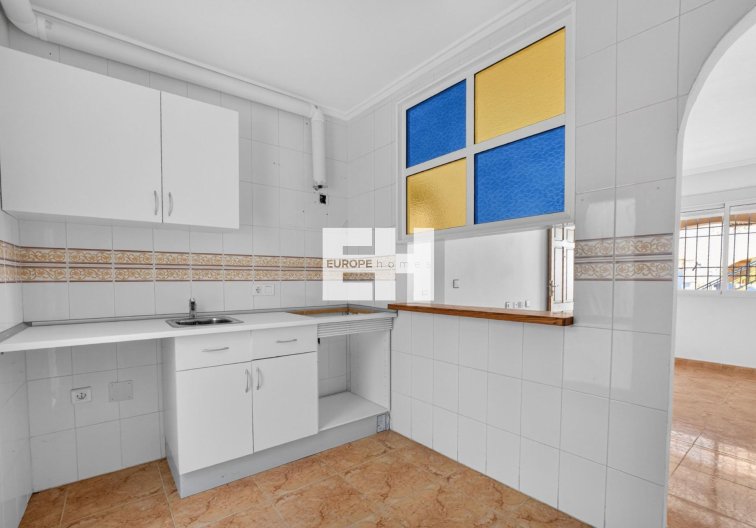 Segunda mano - Apartamento  - Torrevieja - El Limonar