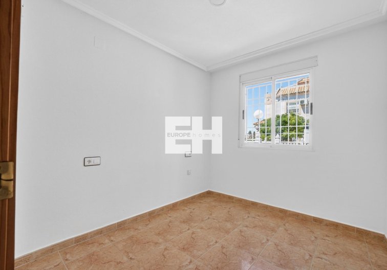 Segunda mano - Apartamento  - Torrevieja - El Limonar