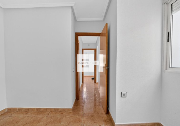 Segunda mano - Apartamento  - Torrevieja - El Limonar