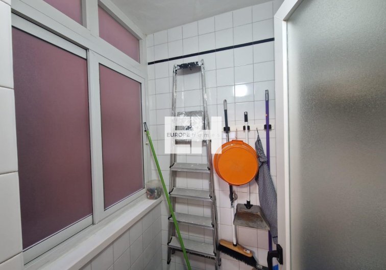 Segunda mano - Apartamento  - Torrevieja - Playa de los Locos