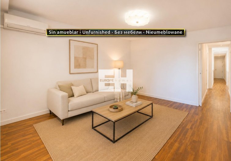 Segunda mano - Apartamento  - Torrevieja - Parque De Las Naciones