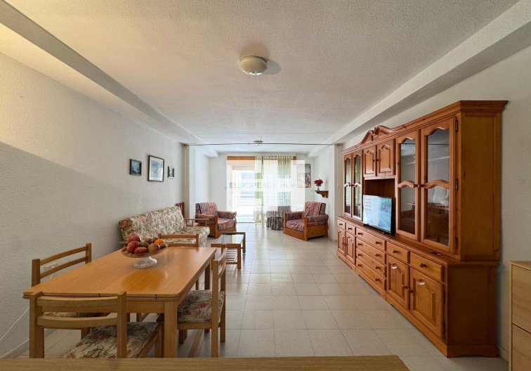 Segunda mano - Apartamento  - Torrevieja - Centro