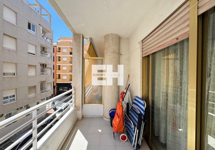 Segunda mano - Apartamento  - Torrevieja - Centro