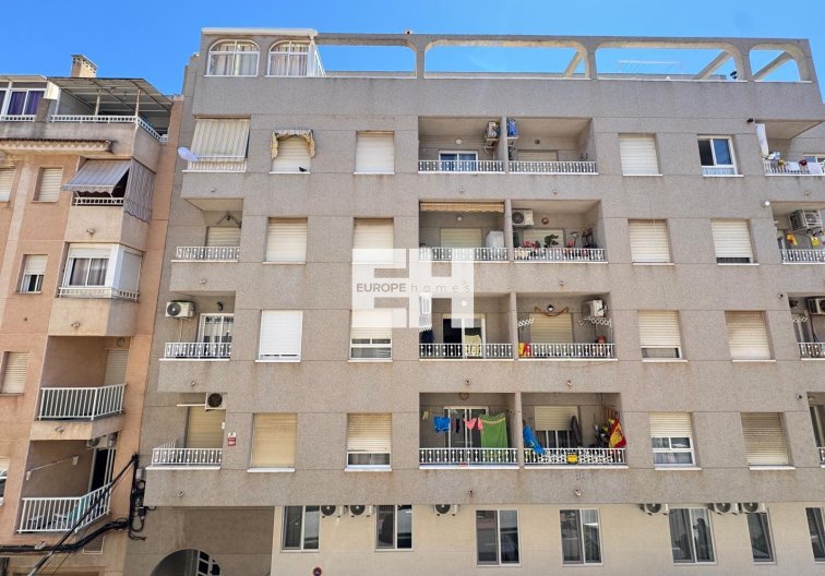 Segunda mano - Apartamento  - Torrevieja - Centro