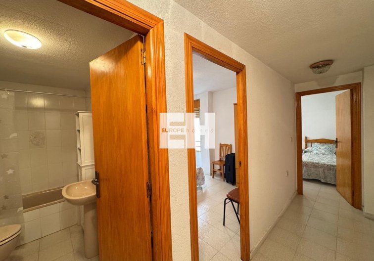 Segunda mano - Apartamento  - Torrevieja - Centro
