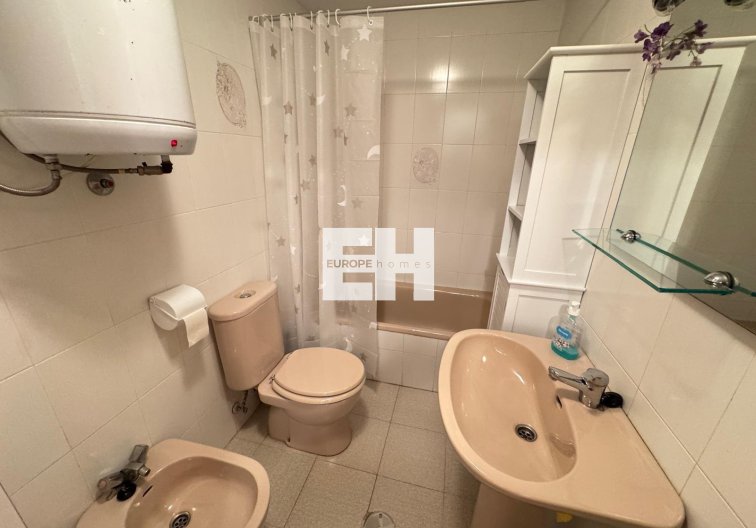 Segunda mano - Apartamento  - Torrevieja - Centro