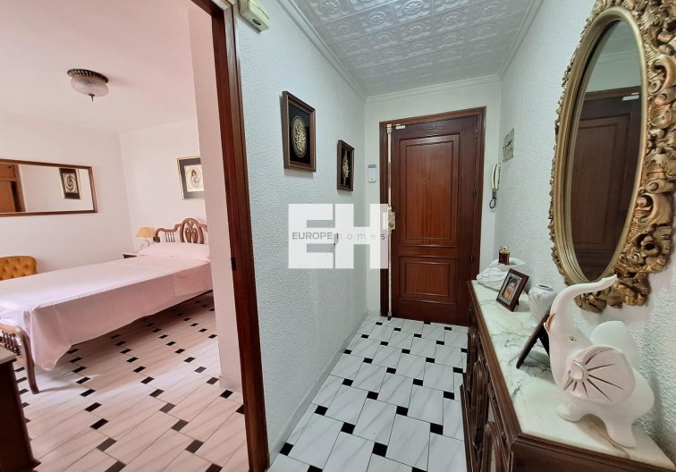 Segunda mano - Apartamento  - Torrevieja - Acequion