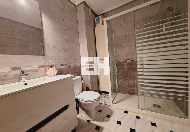 Segunda mano - Apartamento  - Torrevieja - Acequion
