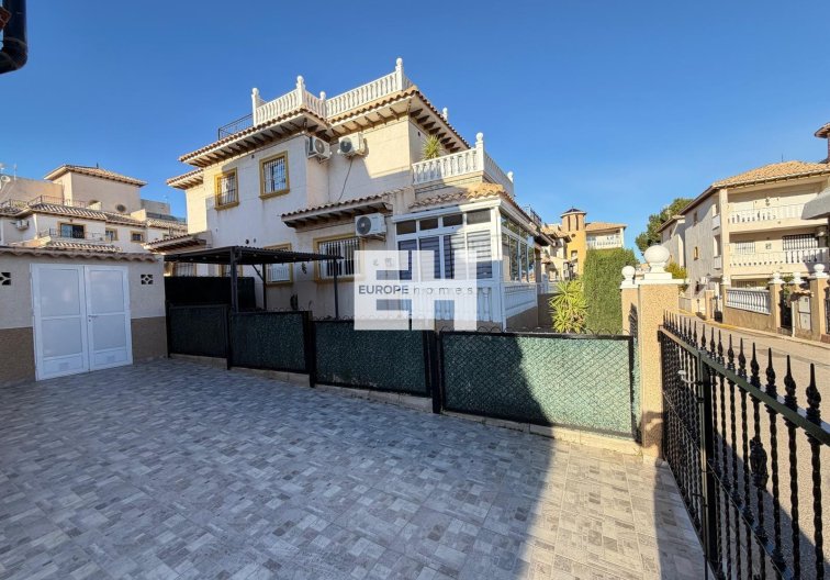 Segunda mano - town house - Orihuela Costa - Las Filipinas