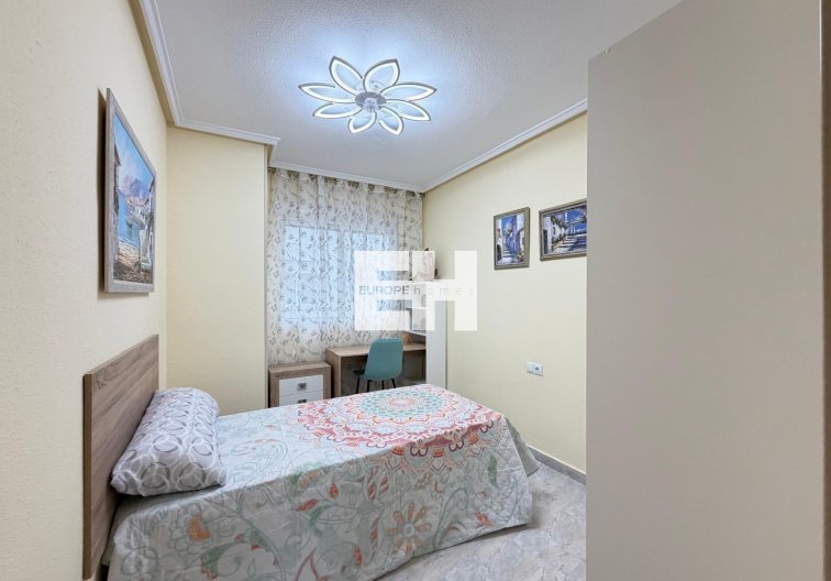 Segunda mano - Apartamento  - Torrevieja - Playa del Cura