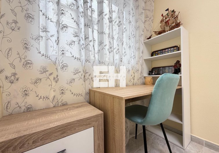 Segunda mano - Apartamento  - Torrevieja - Playa del Cura