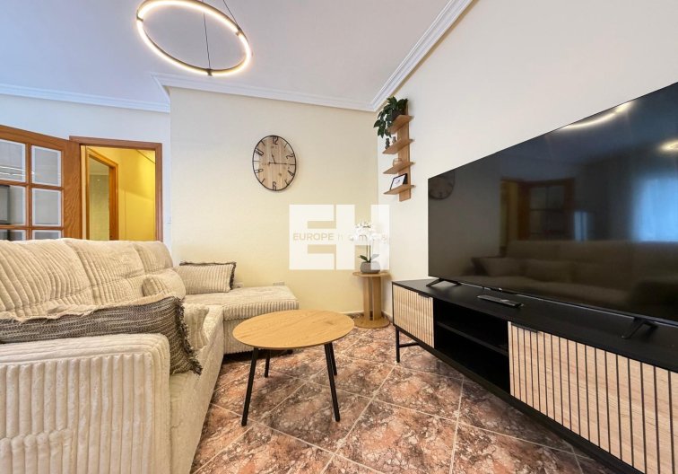 Segunda mano - Apartamento  - Torrevieja - Centro