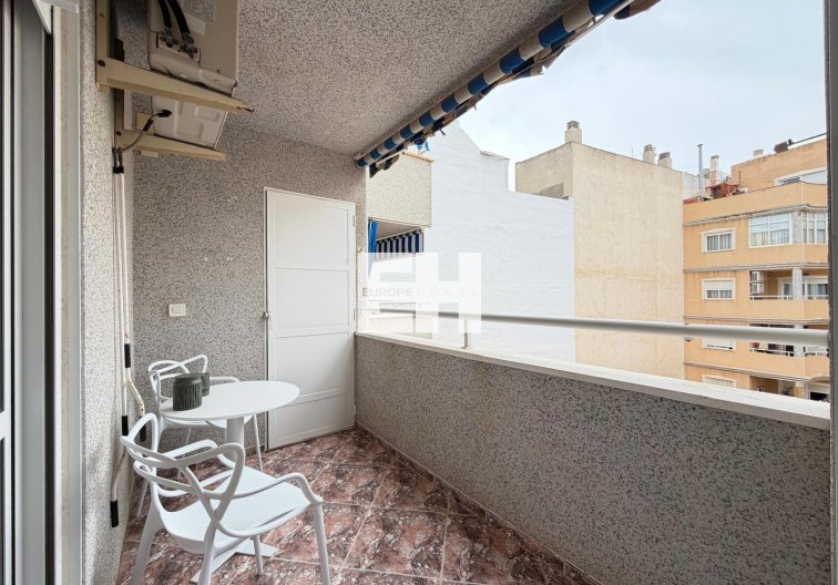 Segunda mano - Apartamento  - Torrevieja - Centro