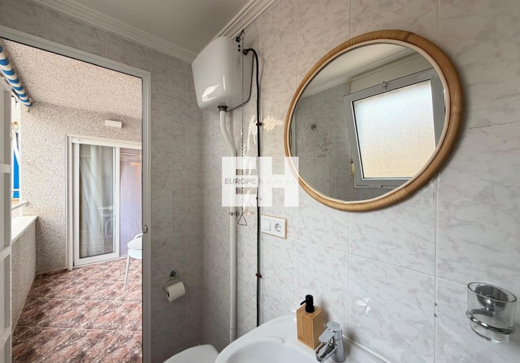Segunda mano - Apartamento  - Torrevieja - Centro