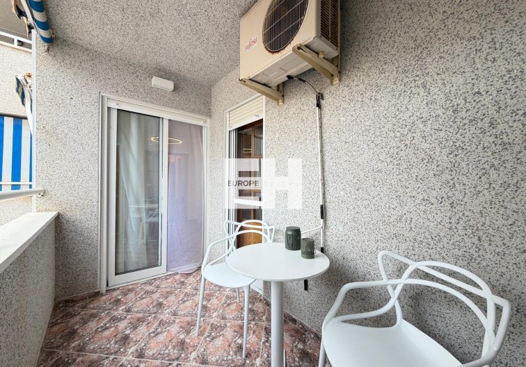 Segunda mano - Apartamento  - Torrevieja - Centro