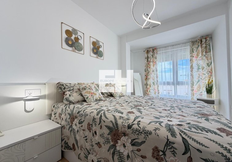 Segunda mano - Apartamento  - Torrevieja - Centro
