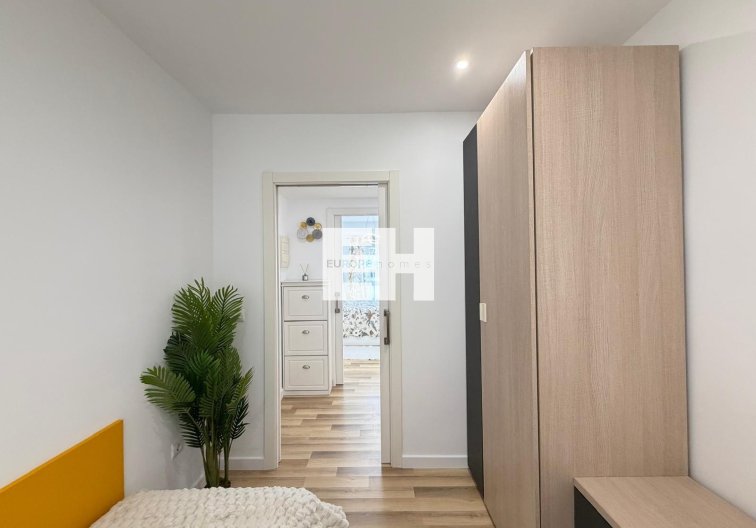 Segunda mano - Apartamento  - Torrevieja - Centro