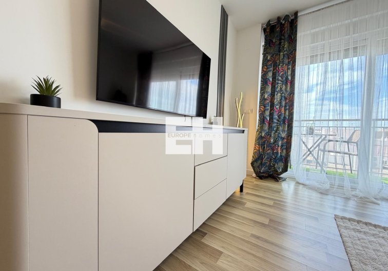 Segunda mano - Apartamento  - Torrevieja - Centro
