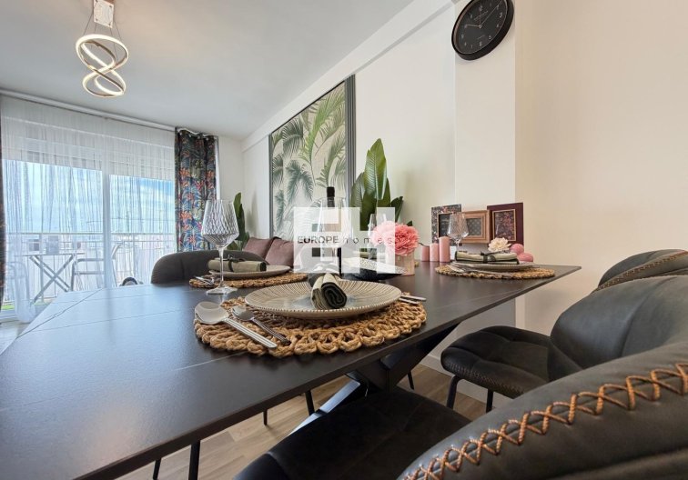 Segunda mano - Apartamento  - Torrevieja - Centro