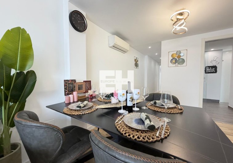 Segunda mano - Apartamento  - Torrevieja - Centro