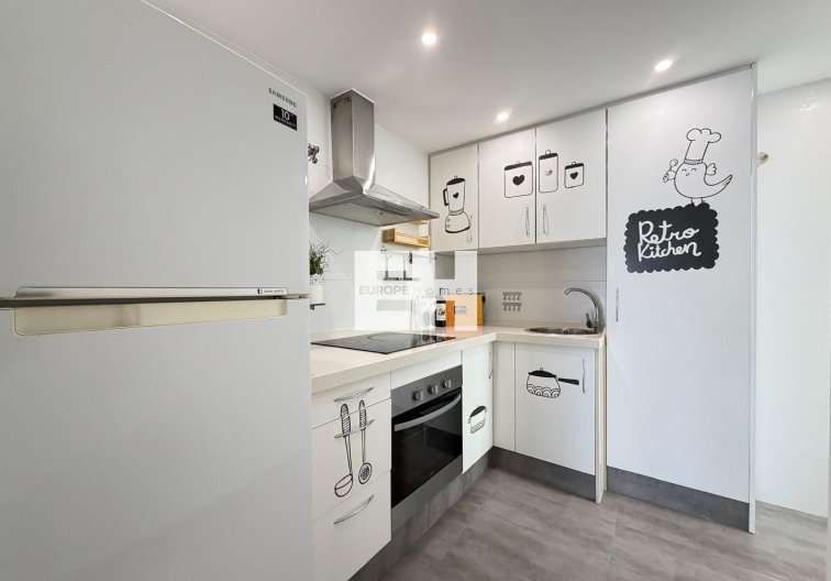 Segunda mano - Apartamento  - Torrevieja - Centro