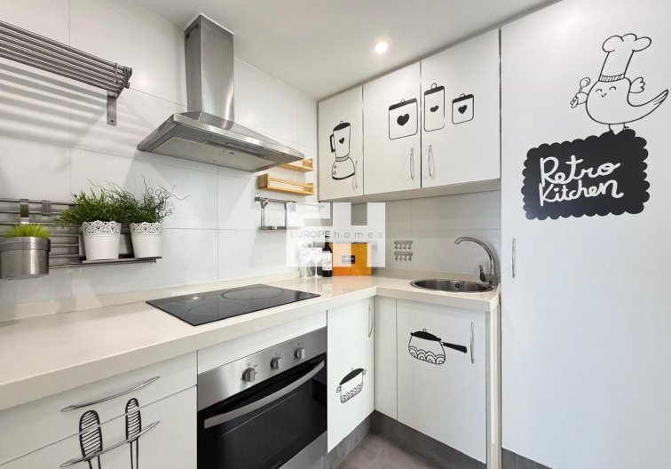 Segunda mano - Apartamento  - Torrevieja - Centro