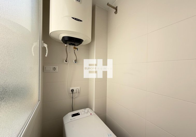 Segunda mano - Apartamento  - Torrevieja - Centro