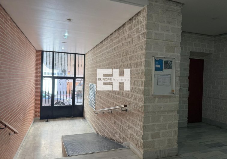Segunda mano - Apartamento  - Torrevieja - Centro