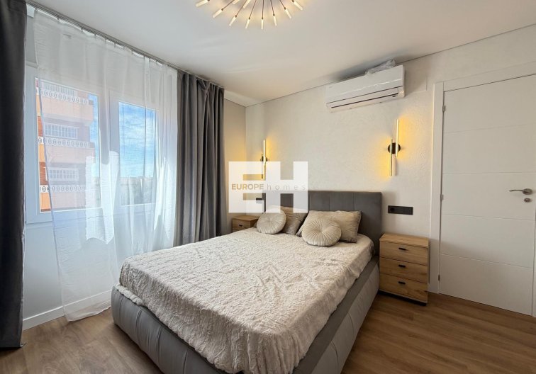 Segunda mano - Apartamento  - Torrevieja - Punta Prima
