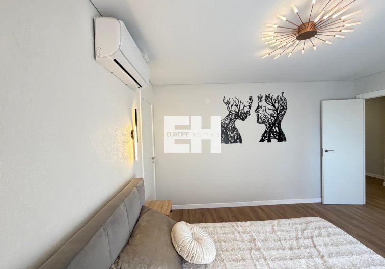 Segunda mano - Apartamento  - Torrevieja - Punta Prima