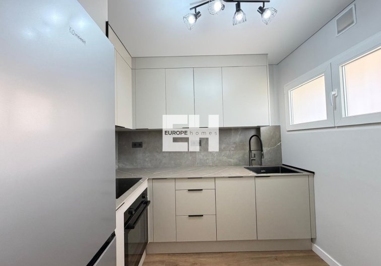 Segunda mano - Apartamento  - Torrevieja - Punta Prima