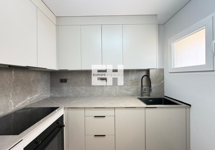 Segunda mano - Apartamento  - Torrevieja - Punta Prima