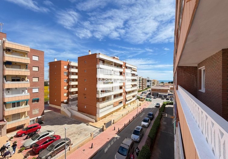 Segunda mano - Apartamento  - Torrevieja - Punta Prima