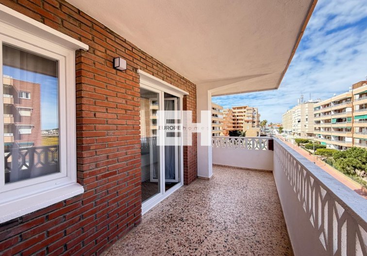 Segunda mano - Apartamento  - Torrevieja - Punta Prima